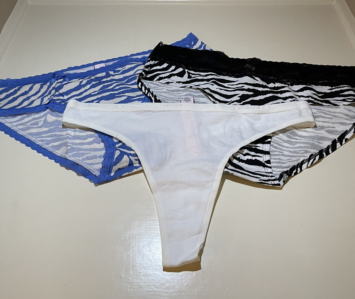 Victoria’s Secret Underwear Large Lot (3) See Photos