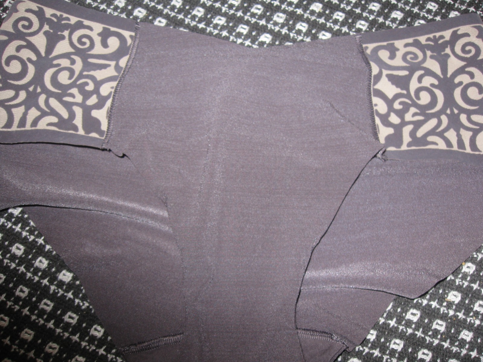 Victoria’s Secret Hiphugger Panties M Charcoal Flocked Fleur de Lis Panels Mesh