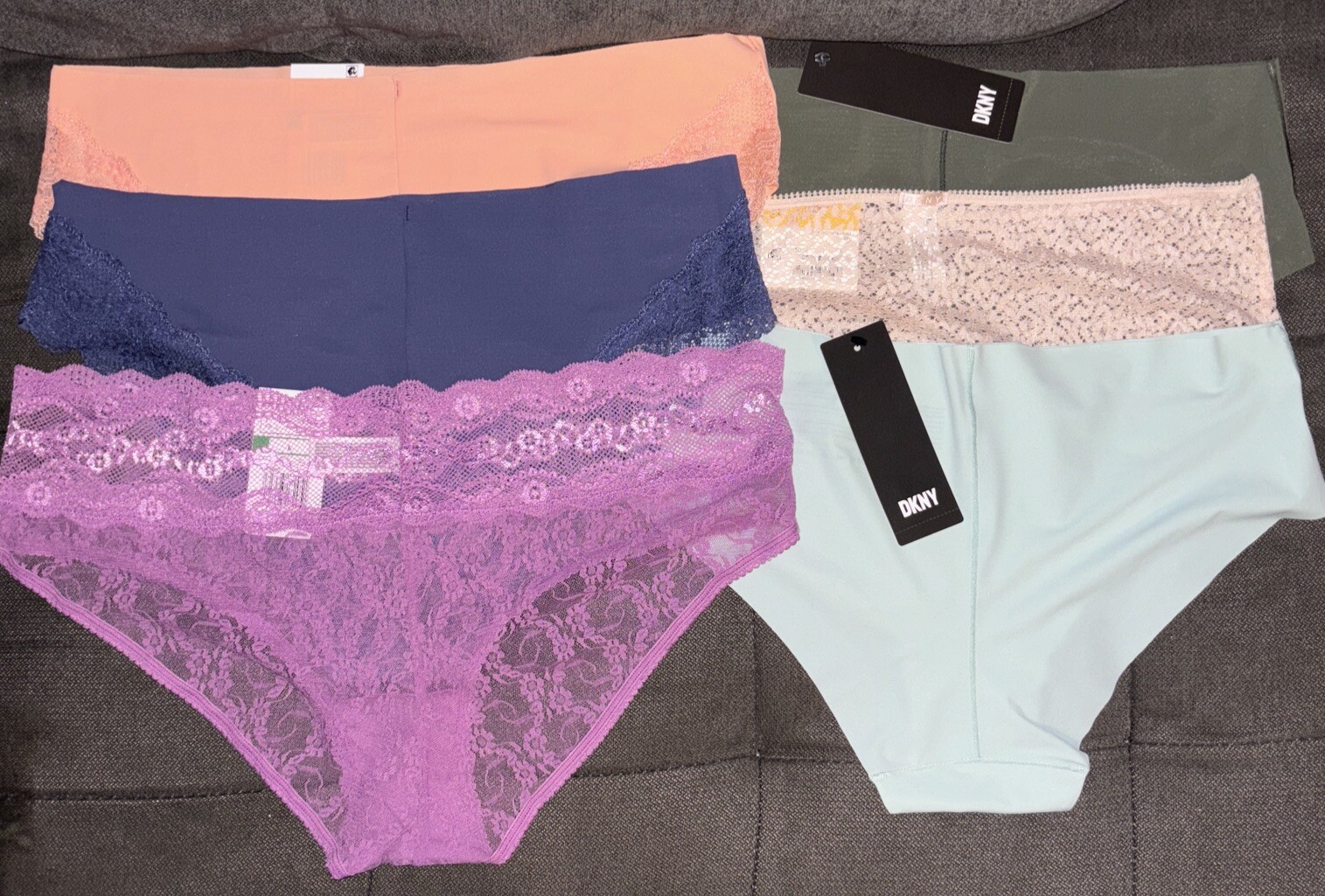 DKNY & b.’tempt’d Mixed Lot Of 6-Pairs Lace & Litewear Cheeky/Hipster Panties