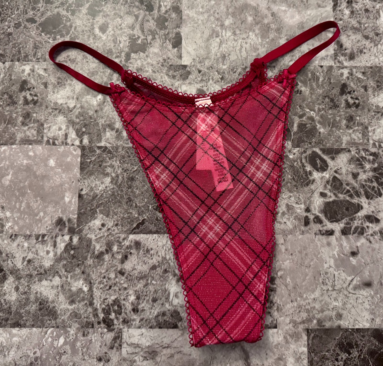 NWT VICTORIA’S SECRET RED BLACK PINK PLAID GOLD SHIMMER MESH THONG PANTIES