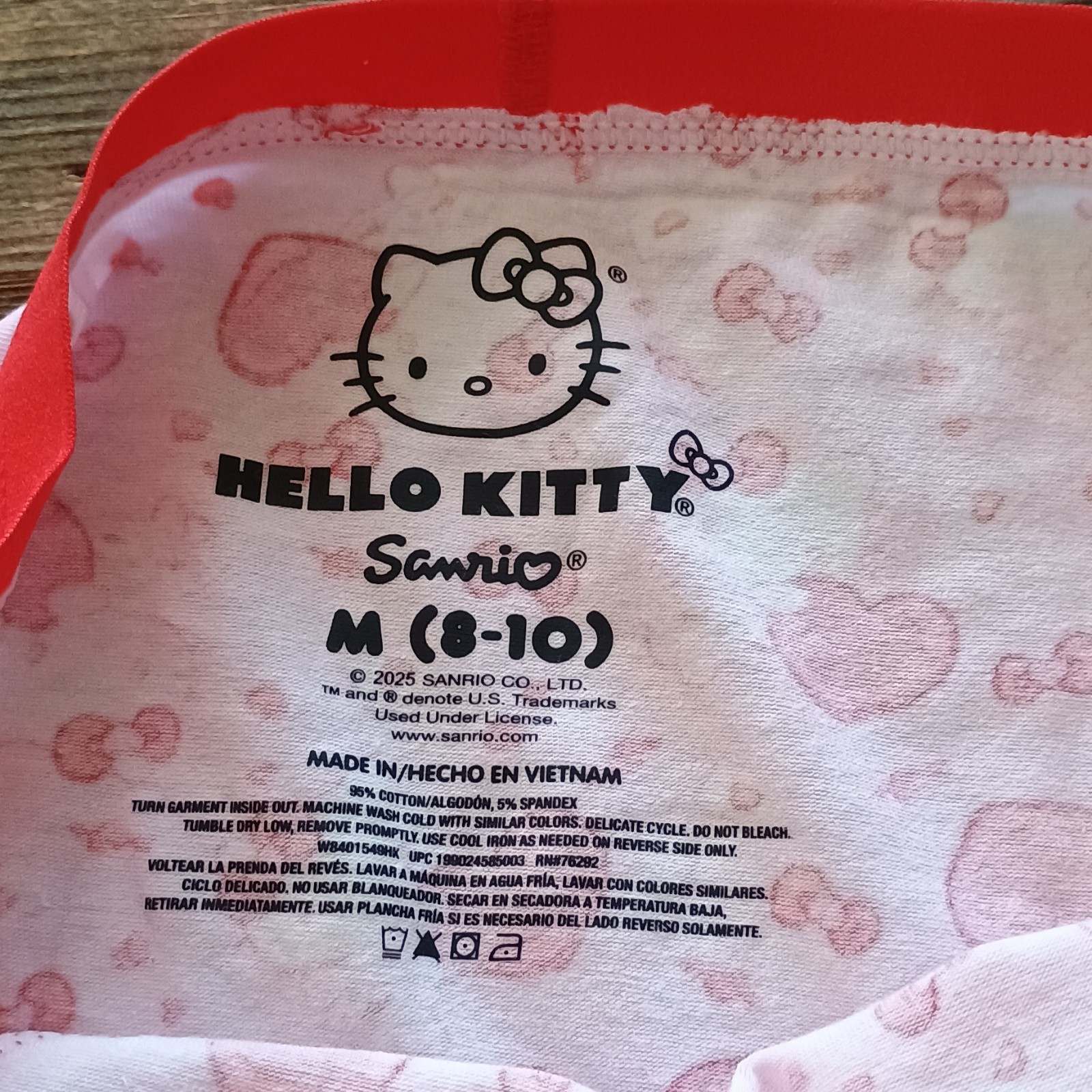 Sanrio Hello Kitty women’s Underwear M (8-10) Pink Red White
