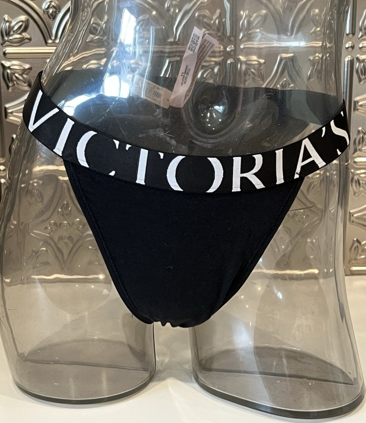 VICTORIA’S SECRET EXPLODED LOGO FRENCH CUT PANTY SZ M BLACK NWT