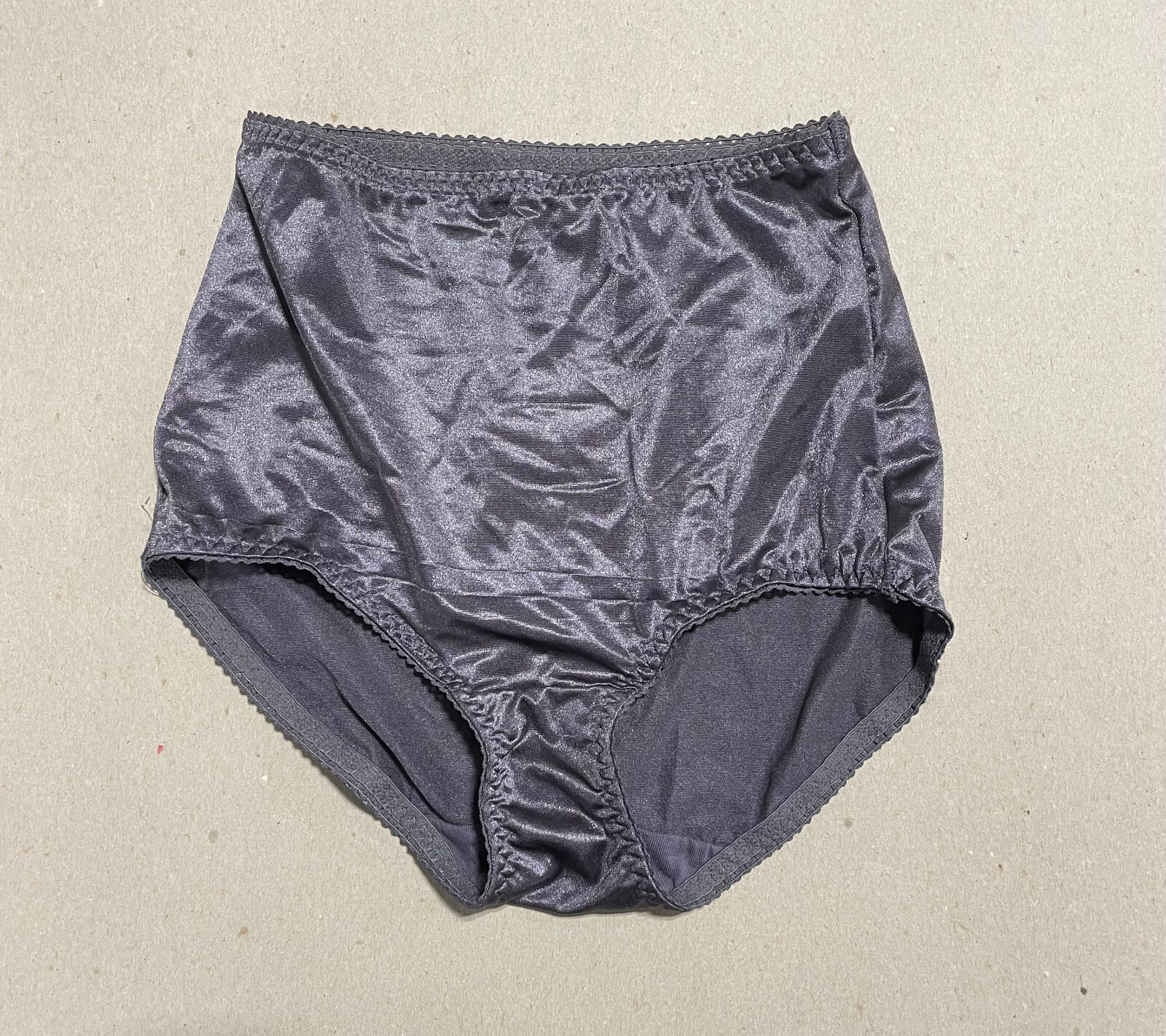 5 Pc Vanity Fair Undershapers Light Control Brief Panty 40301 Steel Violet 5 / S