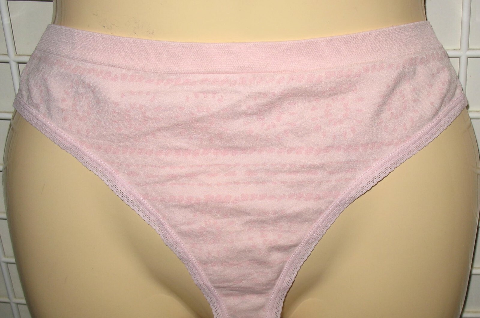 RN# 52469 – NEW – XXXL / 10 – PINK – STRETCH THONG PANTY – 2′ SIDES