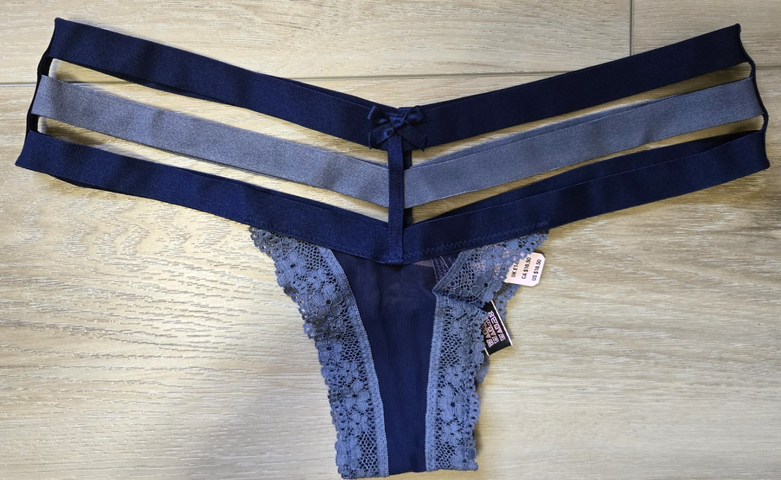 NWT Victoria’s Secret Very Sexy Sheer Mesh Lace Triple Strap Cheeky Panties M