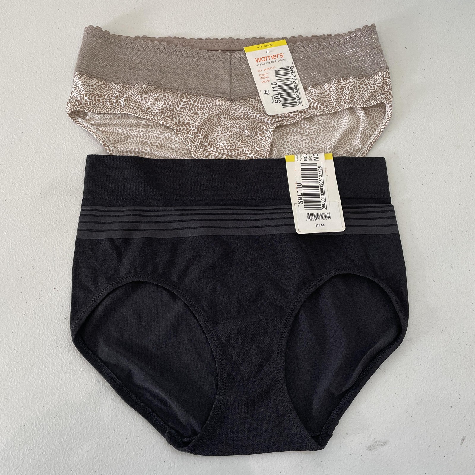 NEW Warners Panties Womens Medium 2 Pack Black Beige Seamless Hipster Briefs