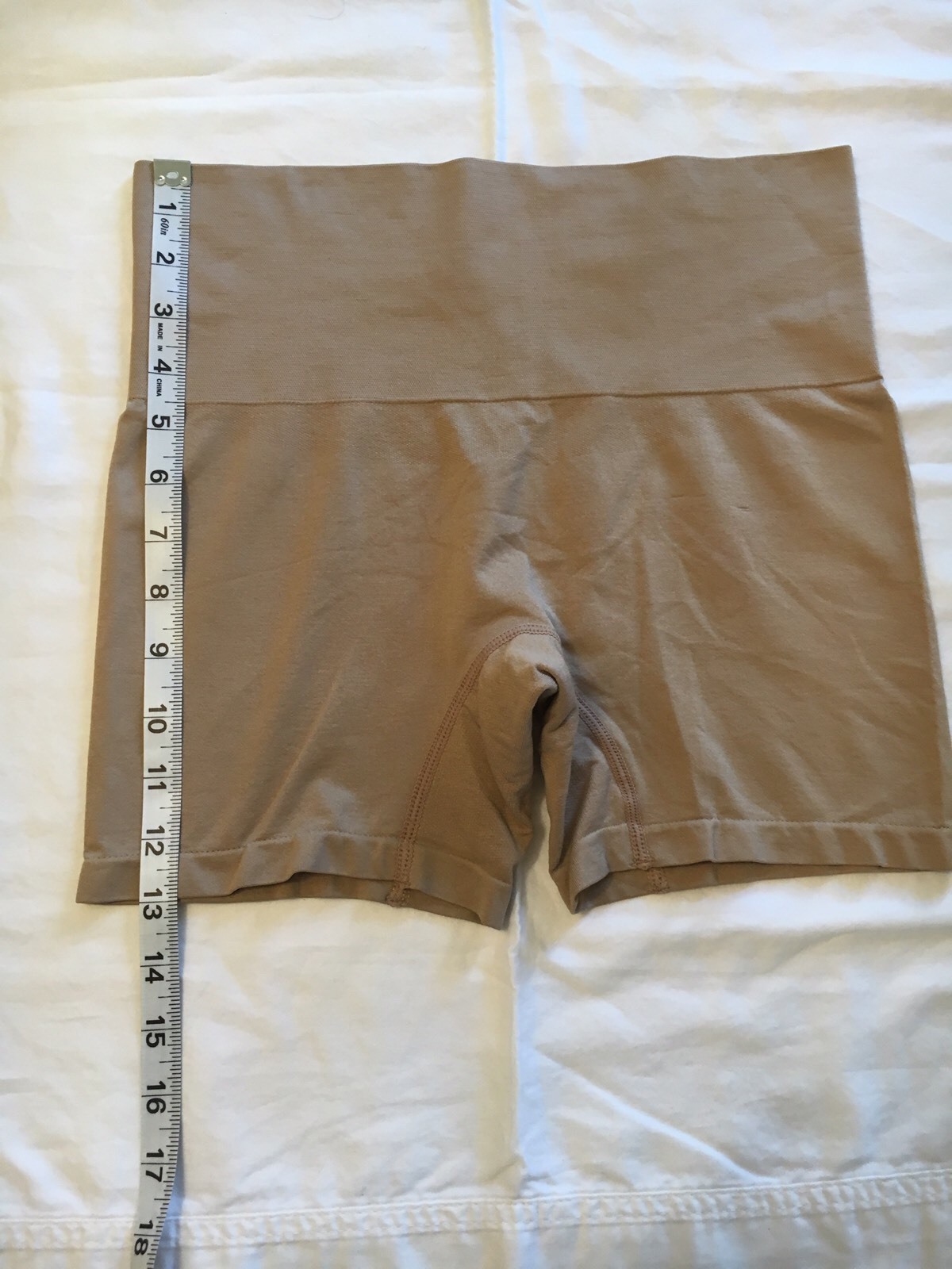 NWOT HSN Yummie Seamless H. Thomson Brief Boy Shorts – Tan – Size L/XL