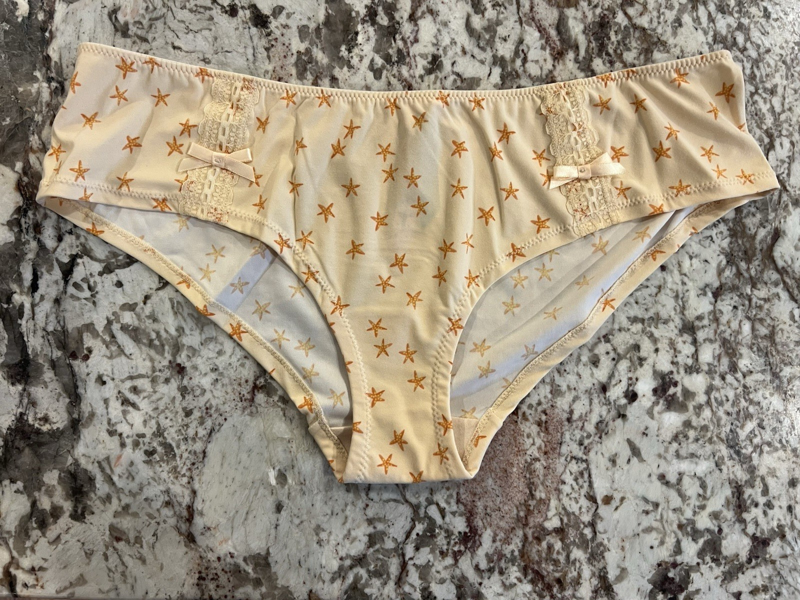 True Vintage Victoria’s Secret Sexy Little Things Cheeky Panty RARE PRINT Medium